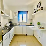 Nillos Apartment