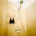 Apartment Nillos *
